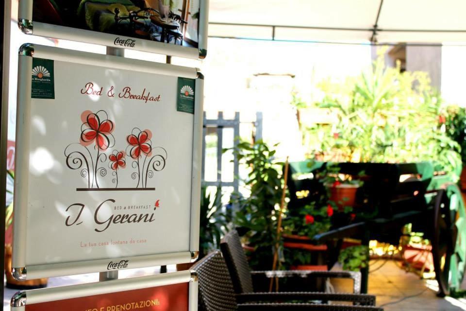 Bed and Breakfast I Gerani Боза Екстер'єр фото